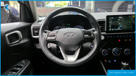 HYUNDAI VENUE 1.6 MODERN
