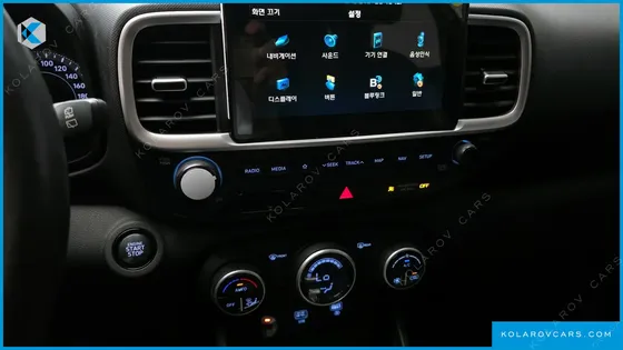HYUNDAI VENUE 1.6 MODERN