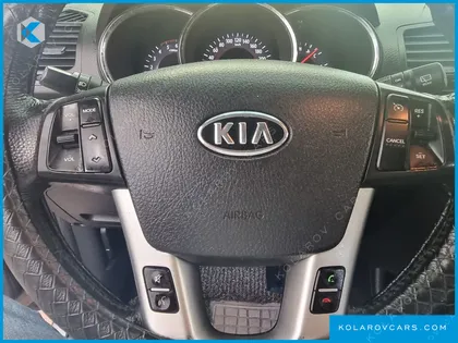 KIA SORENTO DIESEL 2.2 2WD LIMITED