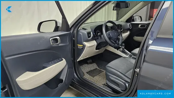 HYUNDAI VENUE 1.6 MODERN