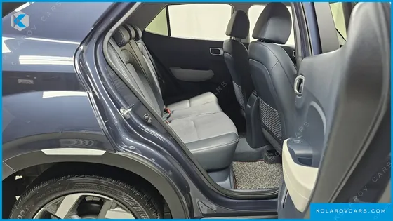 HYUNDAI VENUE 1.6 MODERN