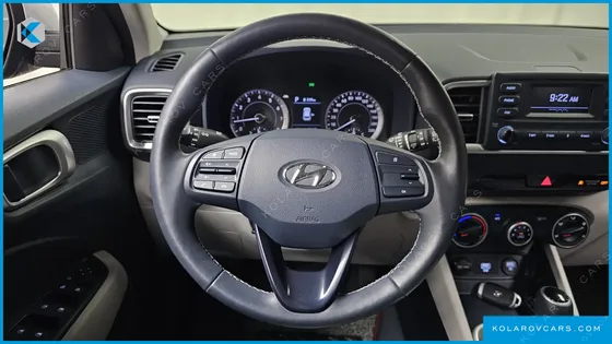 HYUNDAI VENUE 1.6 MODERN