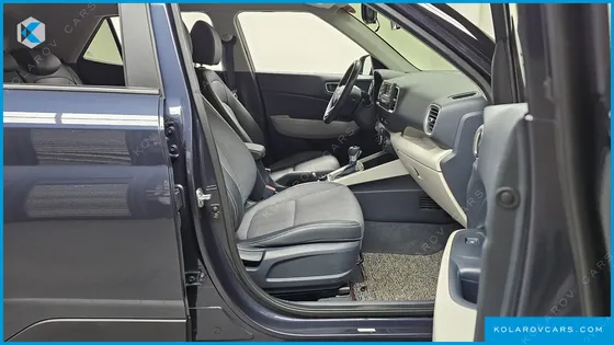 HYUNDAI VENUE 1.6 MODERN