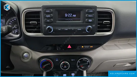 HYUNDAI VENUE 1.6 MODERN
