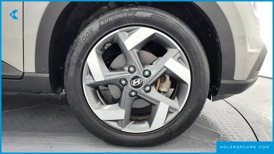 HYUNDAI VENUE 1.6 FLUX
