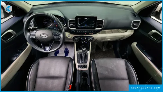 HYUNDAI VENUE 1.6 FLUX