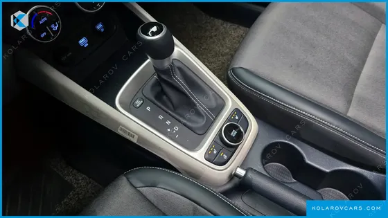 HYUNDAI VENUE 1.6 MODERN