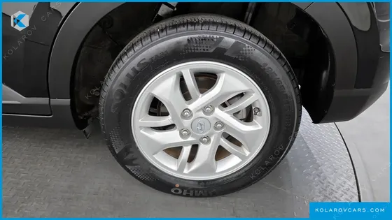 HYUNDAI VENUE 1.6 MODERN