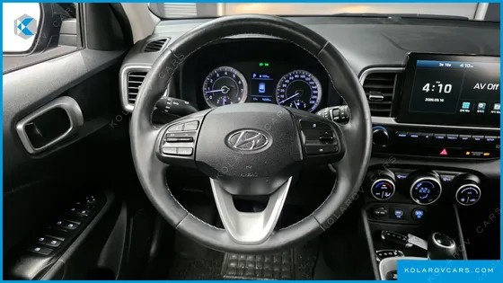 HYUNDAI VENUE 1.6 MODERN