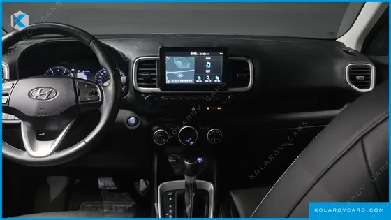 HYUNDAI VENUE 1.6 MODERN