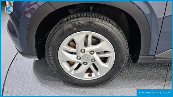 HYUNDAI VENUE 1.6 MODERN