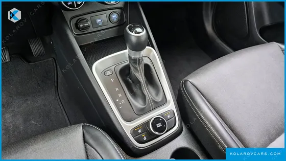 HYUNDAI VENUE 1.6 MODERN