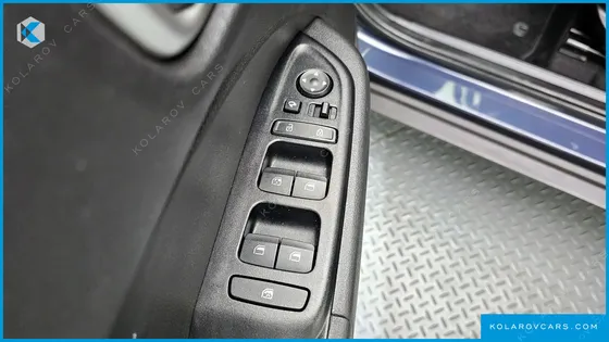 HYUNDAI VENUE 1.6 MODERN