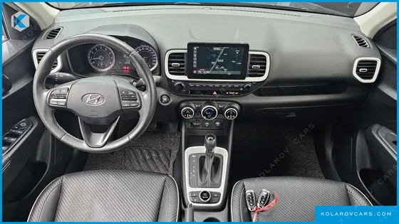 HYUNDAI VENUE 1.6 FLUX