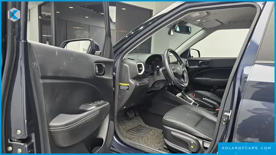 HYUNDAI VENUE 1.6 FLUX