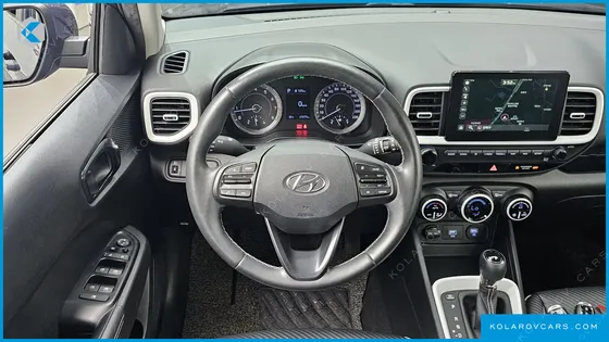 HYUNDAI VENUE 1.6 FLUX