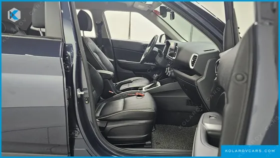 HYUNDAI VENUE 1.6 FLUX