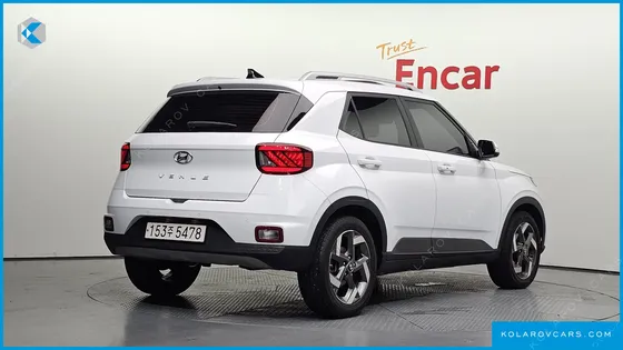 HYUNDAI VENUE 1.6 MODERN