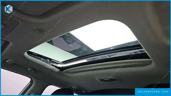 HYUNDAI VENUE 1.6 MODERN