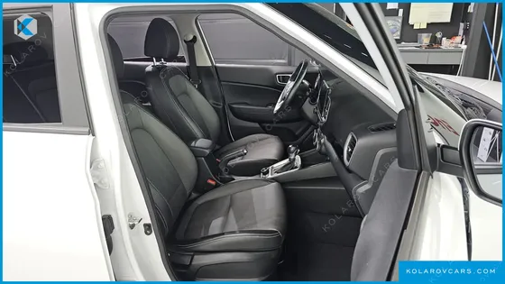HYUNDAI VENUE 1.6 MODERN