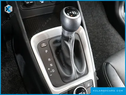 HYUNDAI VENUE 1.6 MODERN