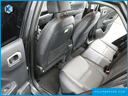 HYUNDAI VENUE 1.6 MODERN