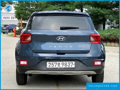 HYUNDAI VENUE 1.6 MODERN