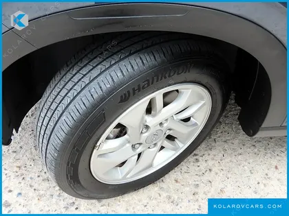 HYUNDAI VENUE 1.6 MODERN