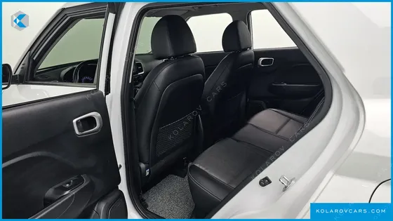 HYUNDAI VENUE 1.6 MODERN