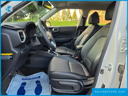 HYUNDAI VENUE 1.6 MODERN