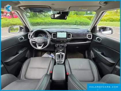 HYUNDAI VENUE 1.6 MODERN