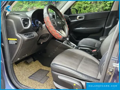 HYUNDAI VENUE 1.6 MODERN