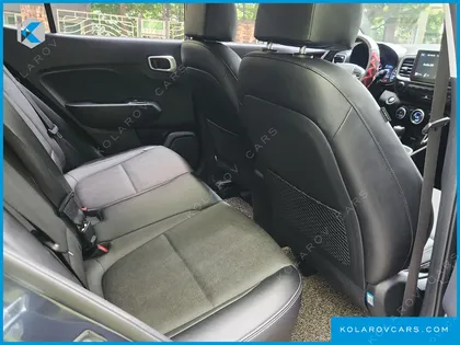 HYUNDAI VENUE 1.6 MODERN