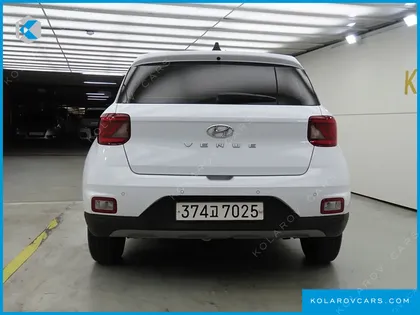 HYUNDAI VENUE 1.6 SMART