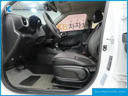 HYUNDAI VENUE 1.6 SMART