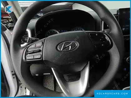 HYUNDAI VENUE 1.6 SMART