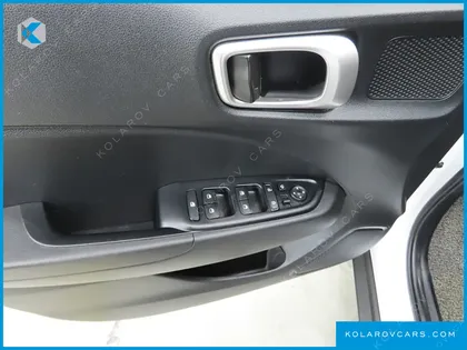 HYUNDAI VENUE 1.6 SMART