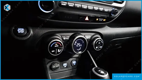 HYUNDAI VENUE 1.6 SMART