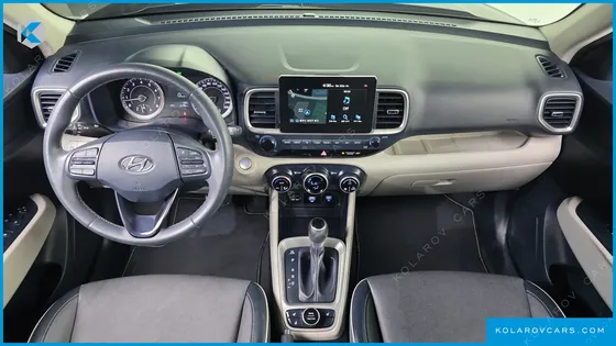 HYUNDAI VENUE 1.6 FLUX