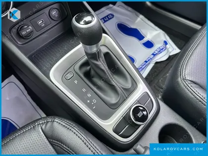 HYUNDAI VENUE 1.6 SMART
