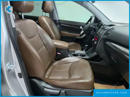 KIA SORENTO DIESEL 2.2 2WD LIMITED
