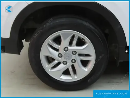 HYUNDAI VENUE 1.6 MODERN