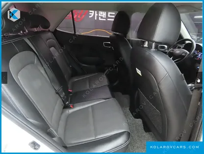 HYUNDAI VENUE 1.6 MODERN