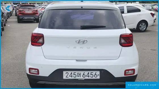 HYUNDAI VENUE 1.6 MODERN