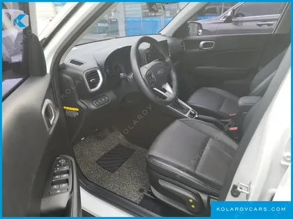 HYUNDAI VENUE 1.6 MODERN