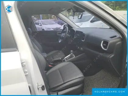 HYUNDAI VENUE 1.6 MODERN