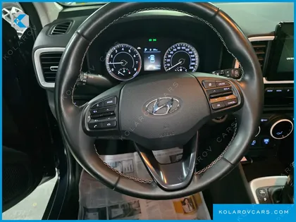 HYUNDAI VENUE 1.6 FLUX