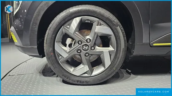 HYUNDAI VENUE 1.6 FLUX