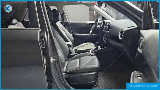 HYUNDAI VENUE 1.6 FLUX