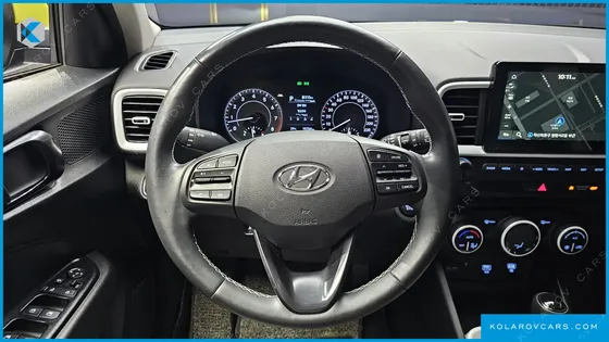 HYUNDAI VENUE 1.6 FLUX
